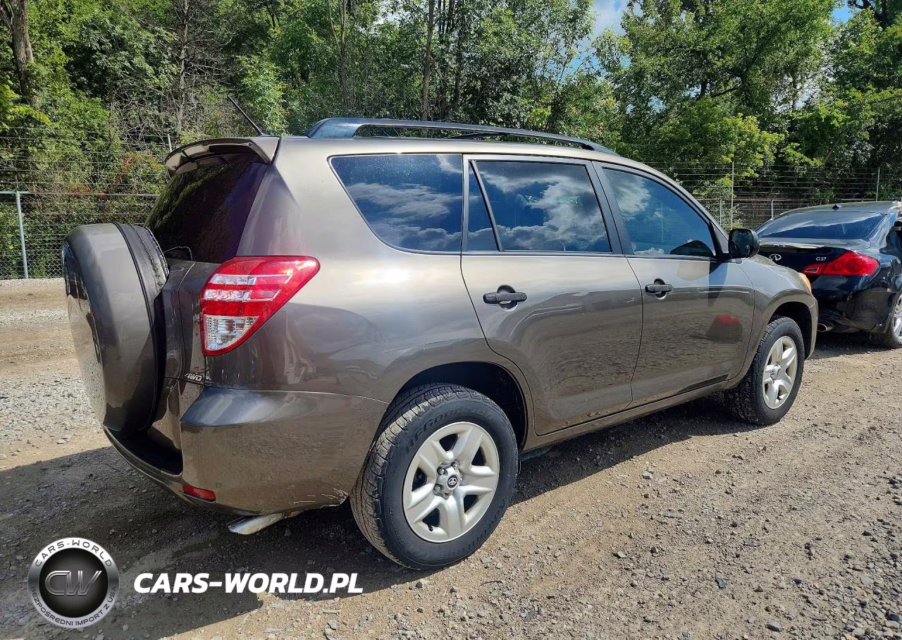 2011 Toyota Rav4 Base VIN:JTMBF4DV8B5040868 - 3
