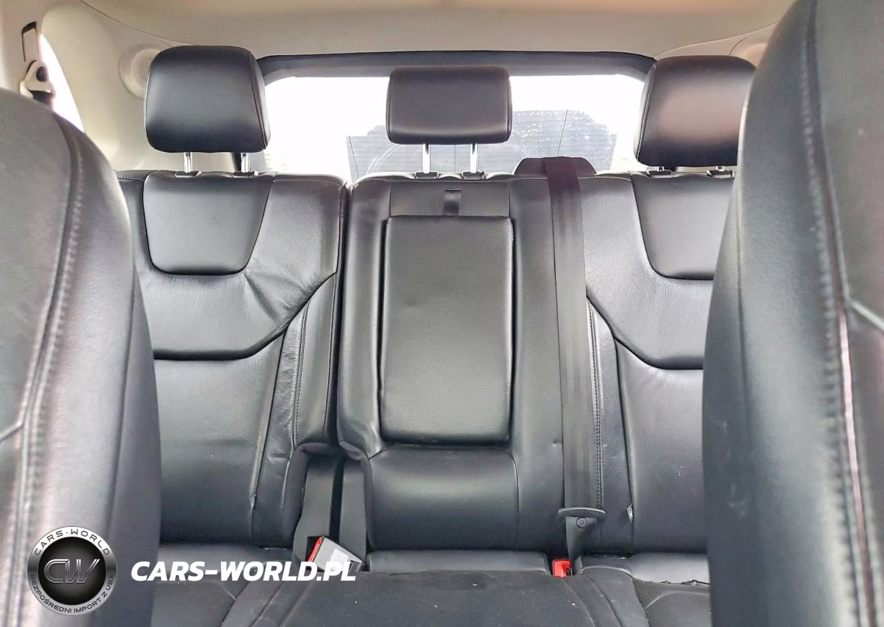 2019 Ford Edge Titanium VIN:2FMPK3K99KBC64613 - 10