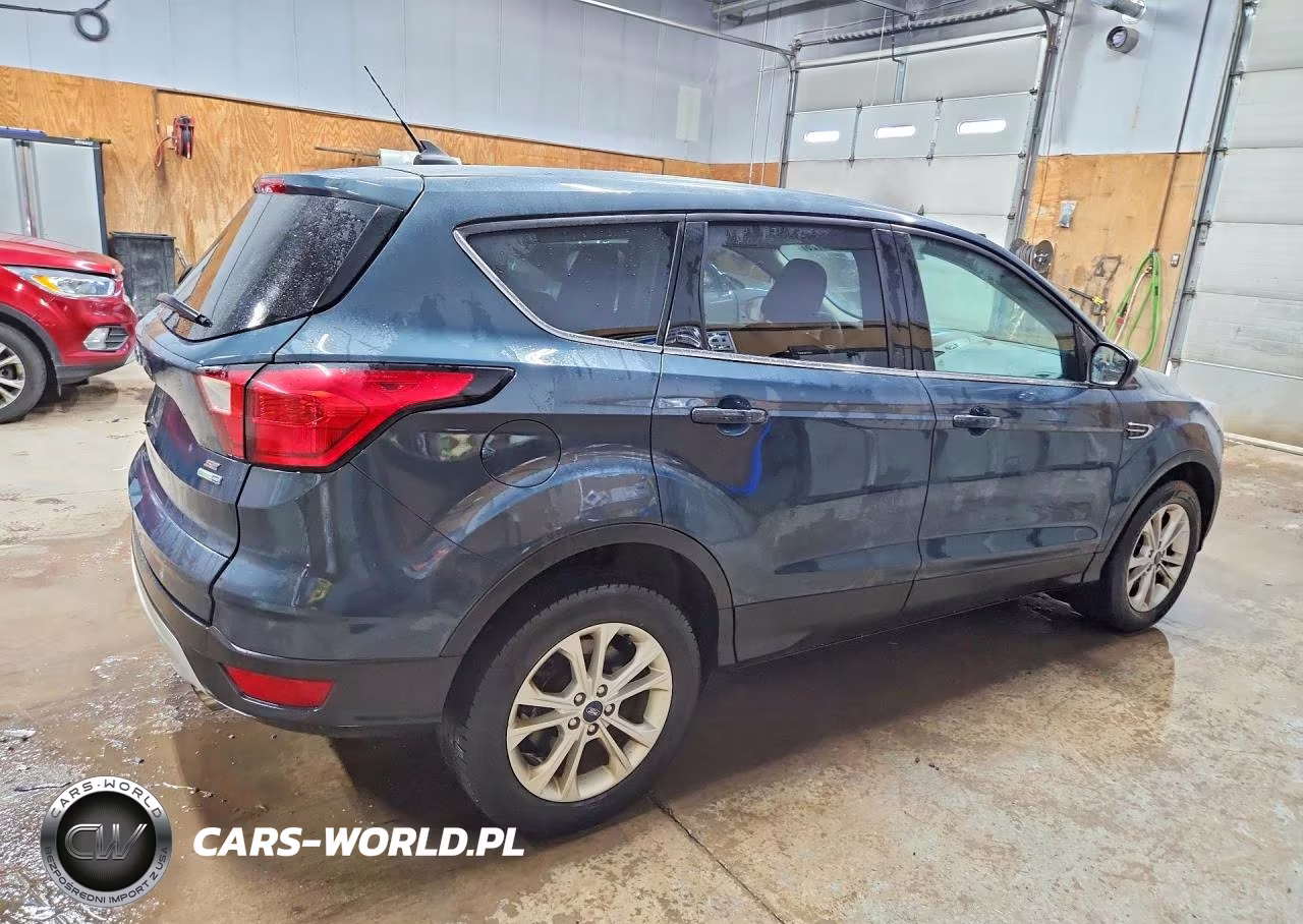 2019 Ford Escape Se VIN:1FMCU9GD7KUC00542 - 3