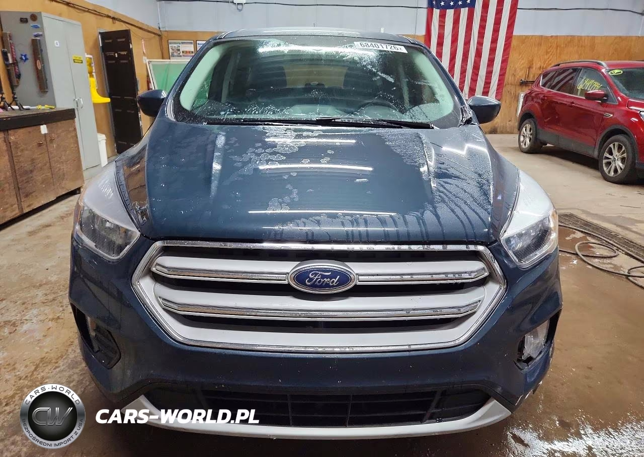 2019 Ford Escape Se VIN:1FMCU9GD7KUC00542 - 5