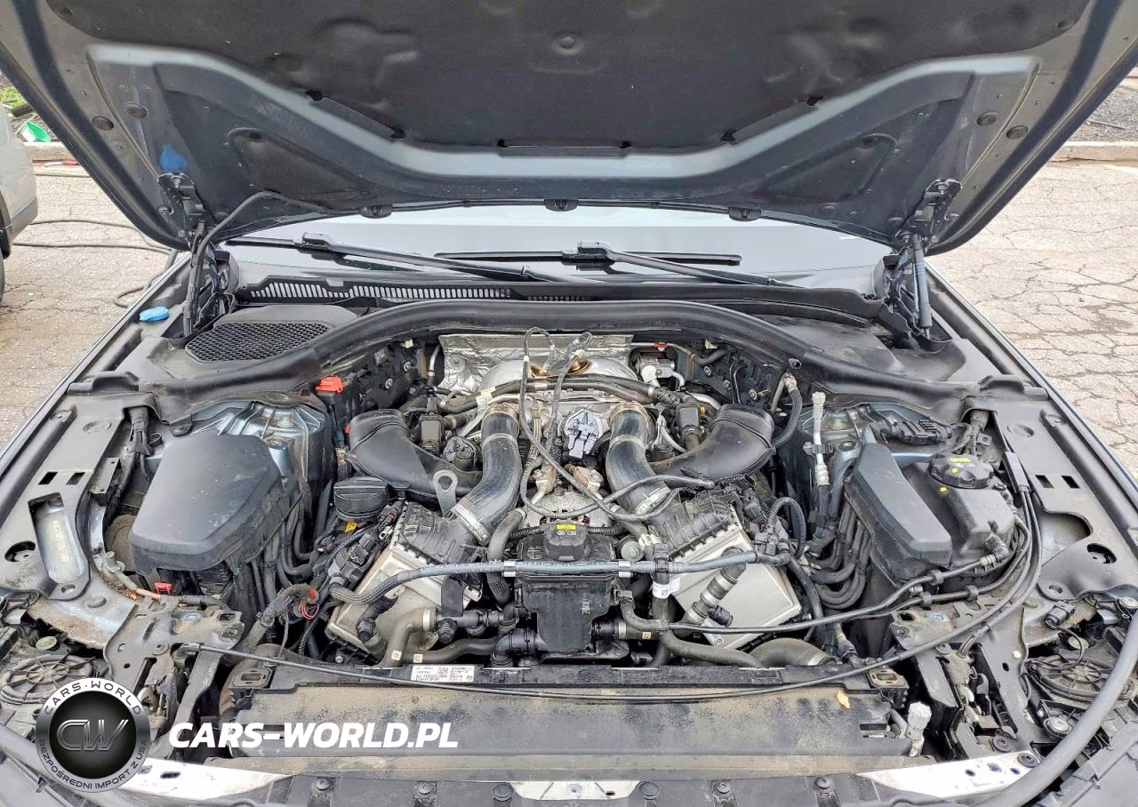 2018 BMW M550Xi VIN:WBAJB9C51JB287149 - 11
