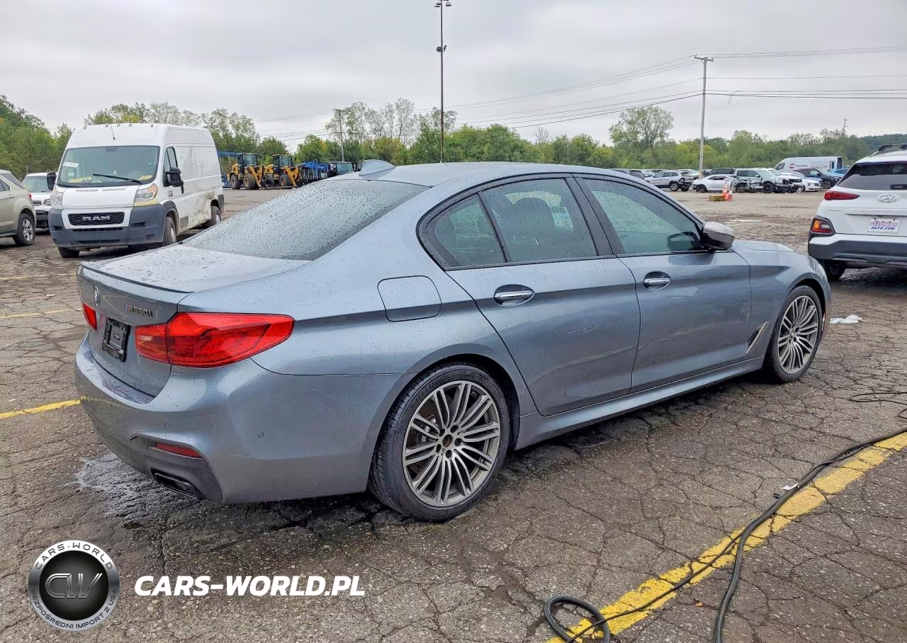 2018 BMW M550Xi VIN:WBAJB9C51JB287149 - 3