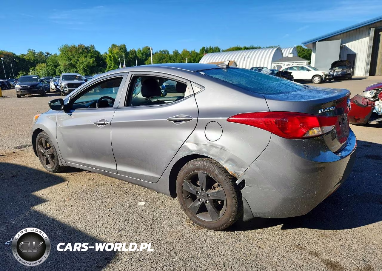 2013 Hyundai Elantra Gls VIN:5NPDH4AE9DH293899 - 2