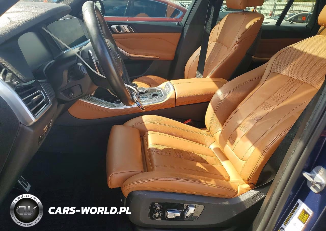 2019 BMW X5 xDrive50I VIN:5UXJU2C58KLN64748 - 7