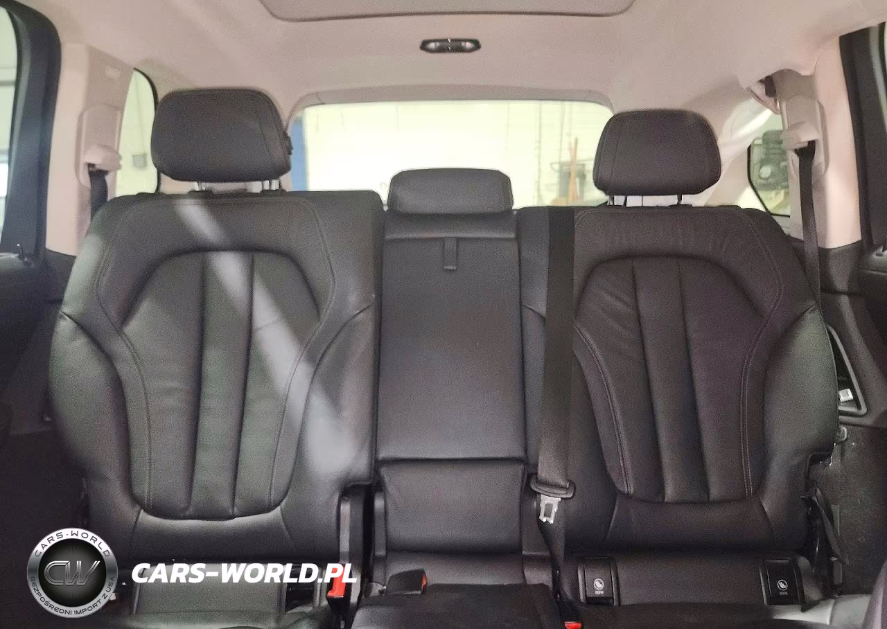 2019 BMW X7 xDrive40I VIN:5UXCW2C54KL085097 - 10