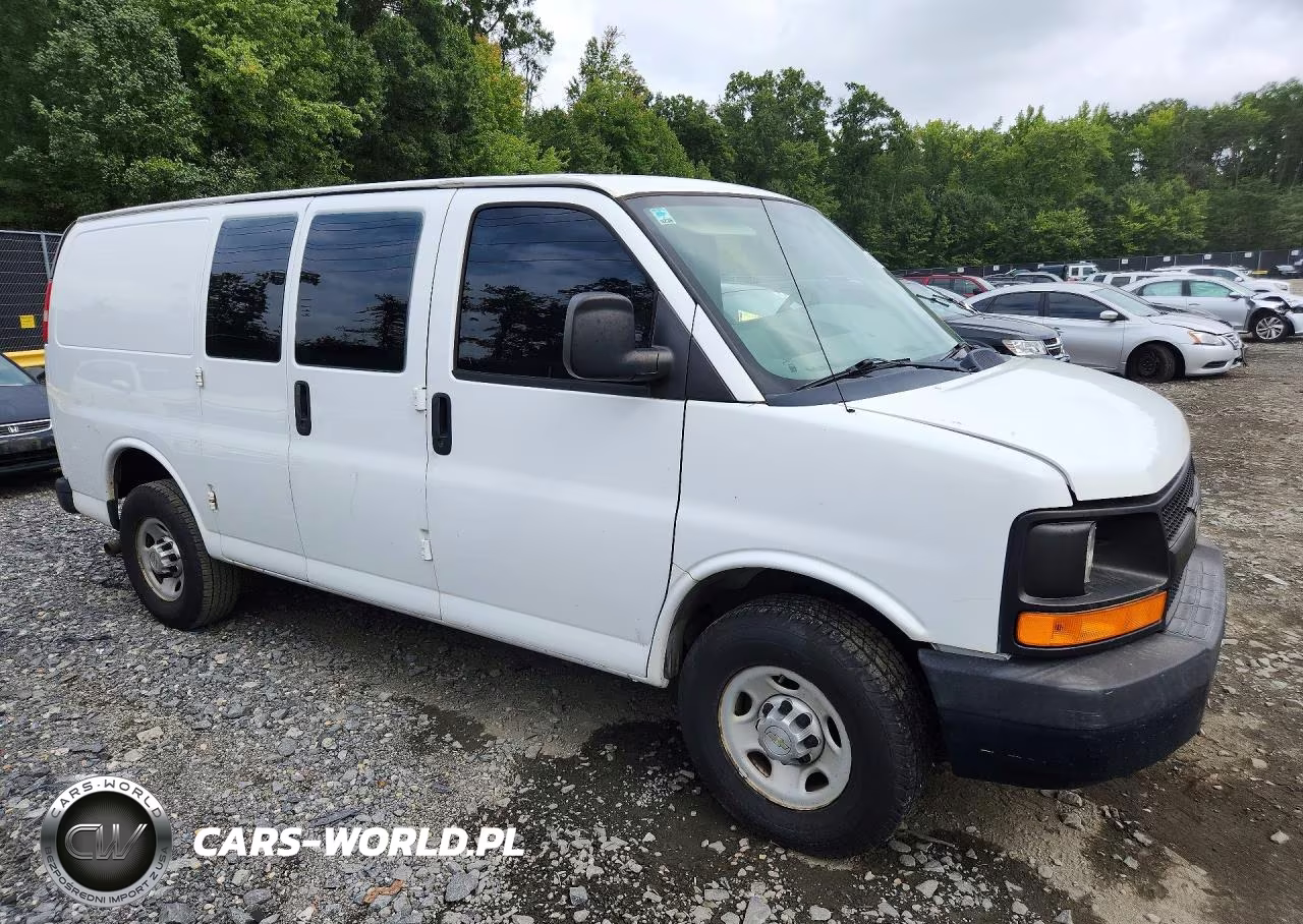 2014 Chevrolet Express 2500 Work Van VIN:1GCWGFCA3E1102357 - 4