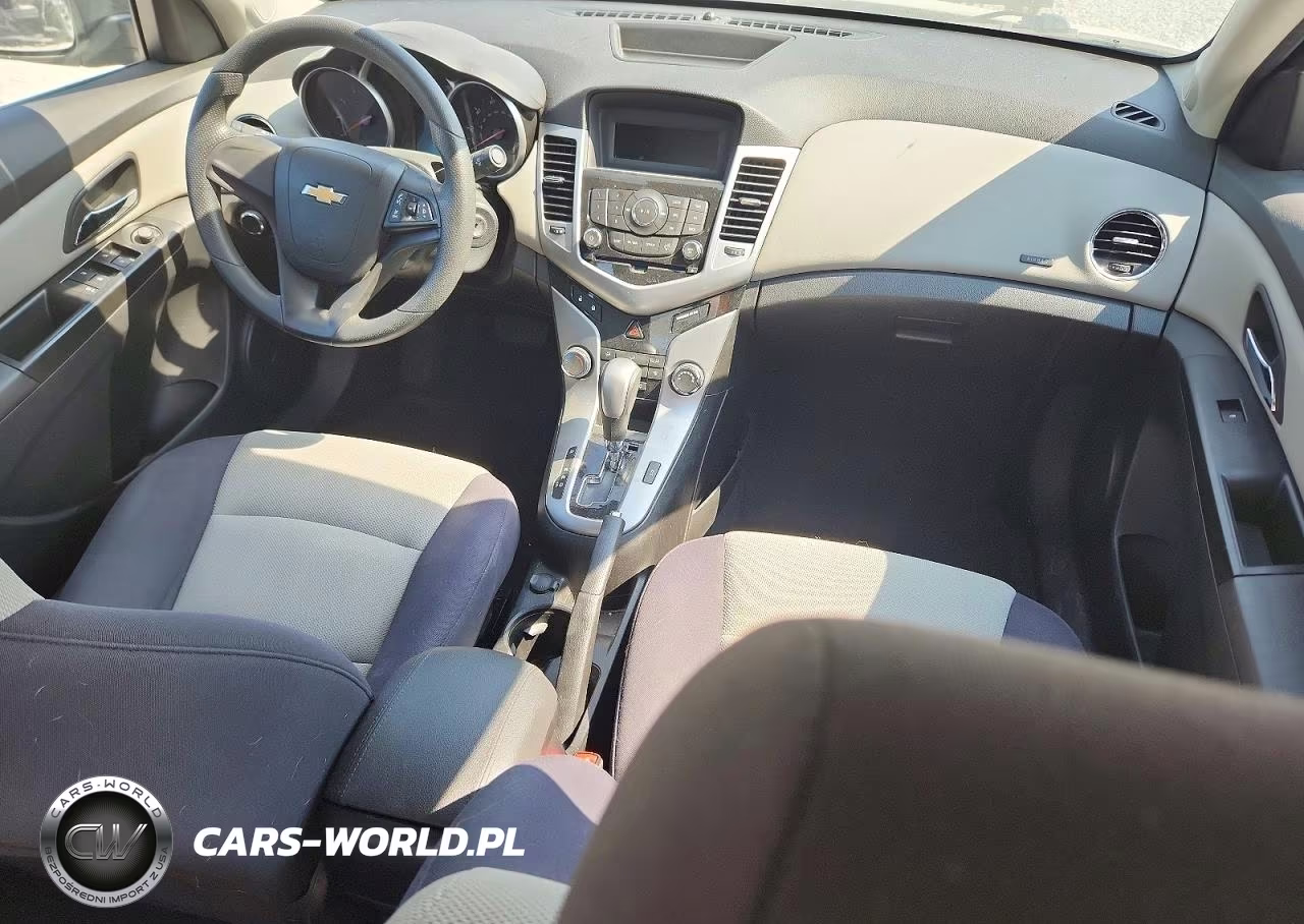 2013 Chevrolet Cruze Ls VIN:1G1PA5SH3D7312458 - 8