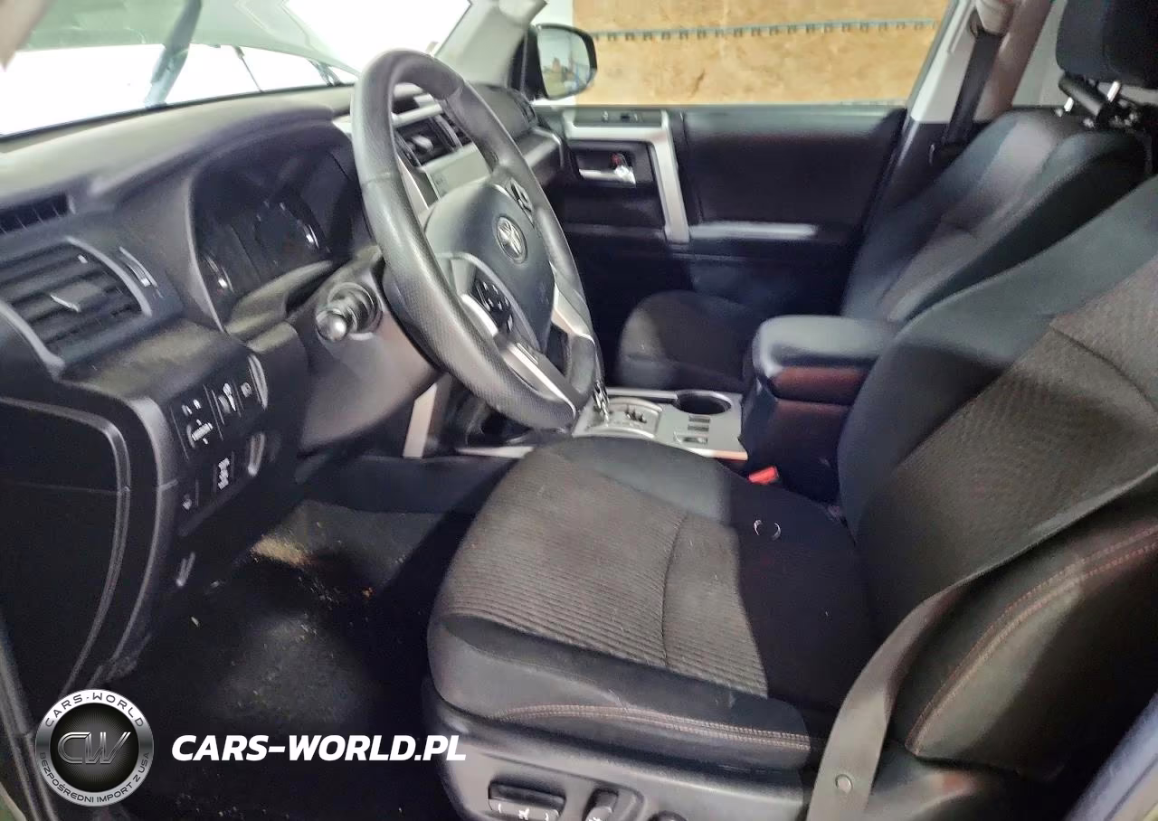 2021 Toyota 4Runner Trail Edition VIN:JTEBU5JR8M5885852 - 7