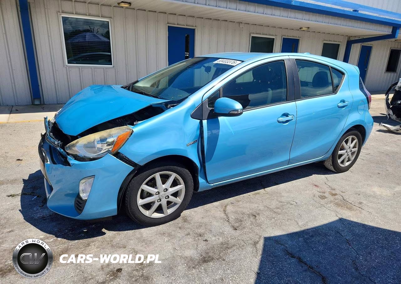 2016 Toyota Prius C Three