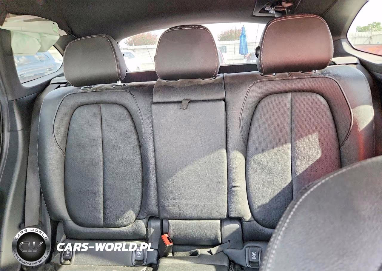 2018 BMW X1 Sdrive28I VIN:WBXHU7C34J5H45043 - 10
