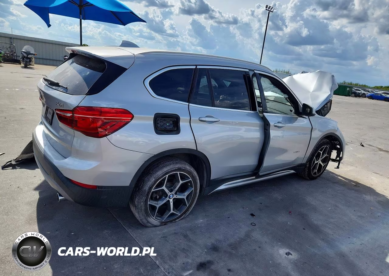 2018 BMW X1 Sdrive28I VIN:WBXHU7C34J5H45043 - 3