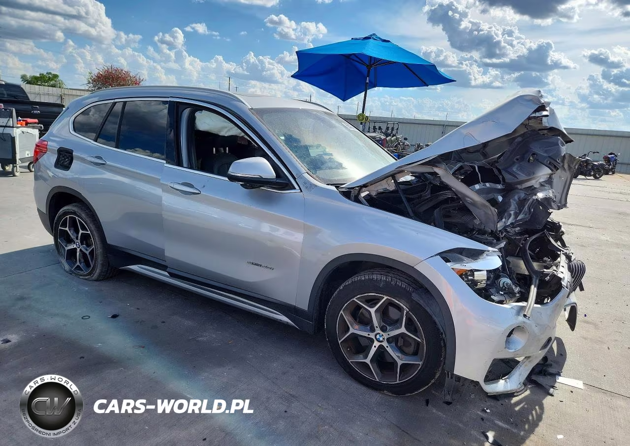 2018 BMW X1 Sdrive28I VIN:WBXHU7C34J5H45043 - 4