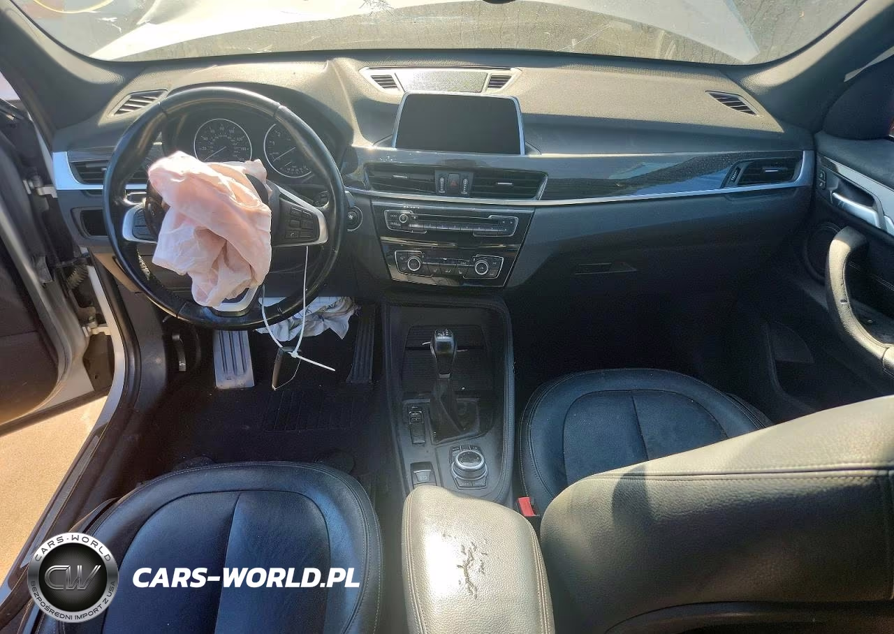 2018 BMW X1 Sdrive28I VIN:WBXHU7C34J5H45043 - 8