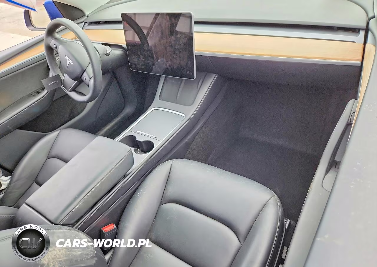 2024 Tesla Model Y VIN:7SAYGDEE6RA281827 - 8