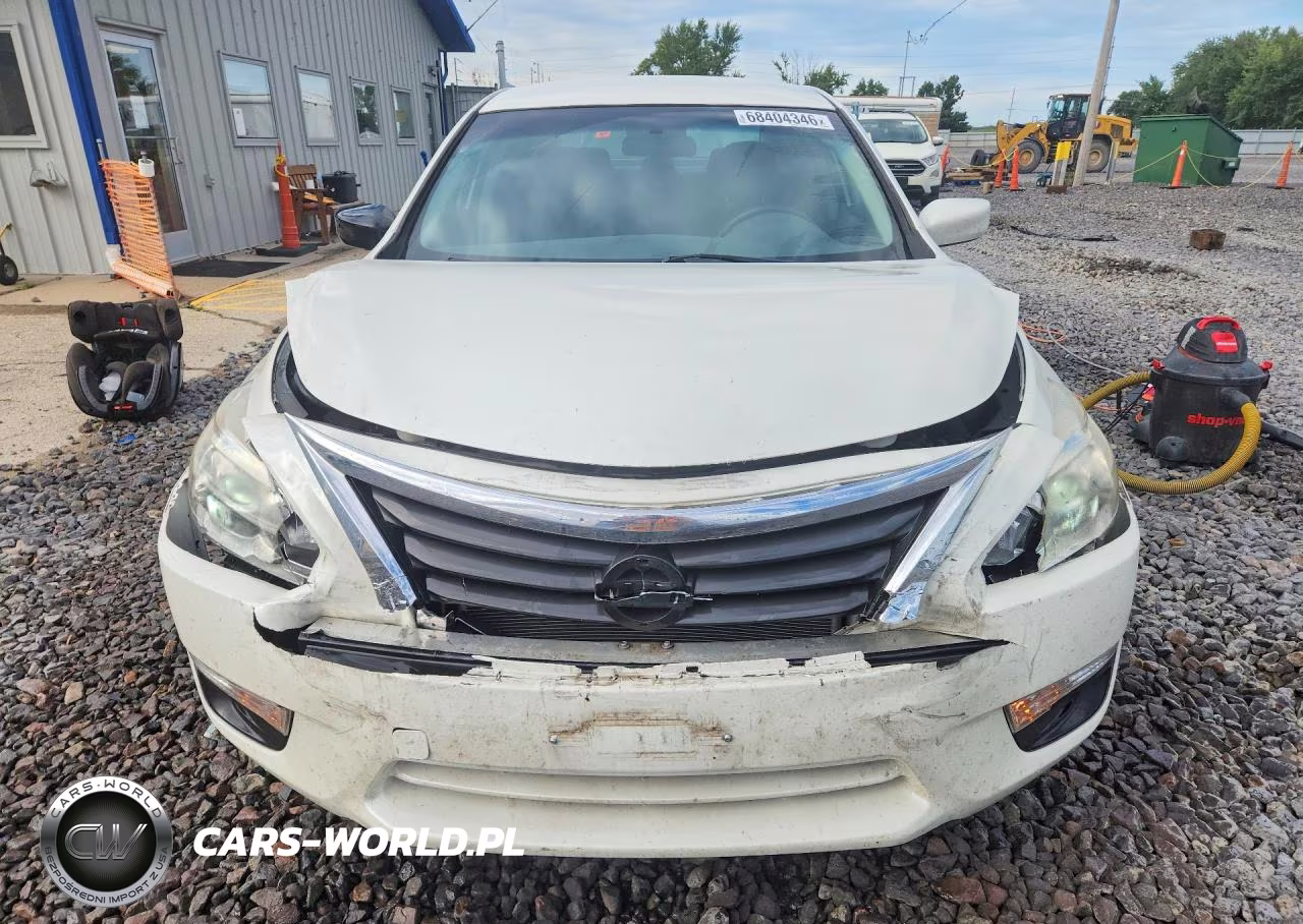2015 Nissan Altima 2.5 S VIN:1N4AL3APXFC579701 - 5