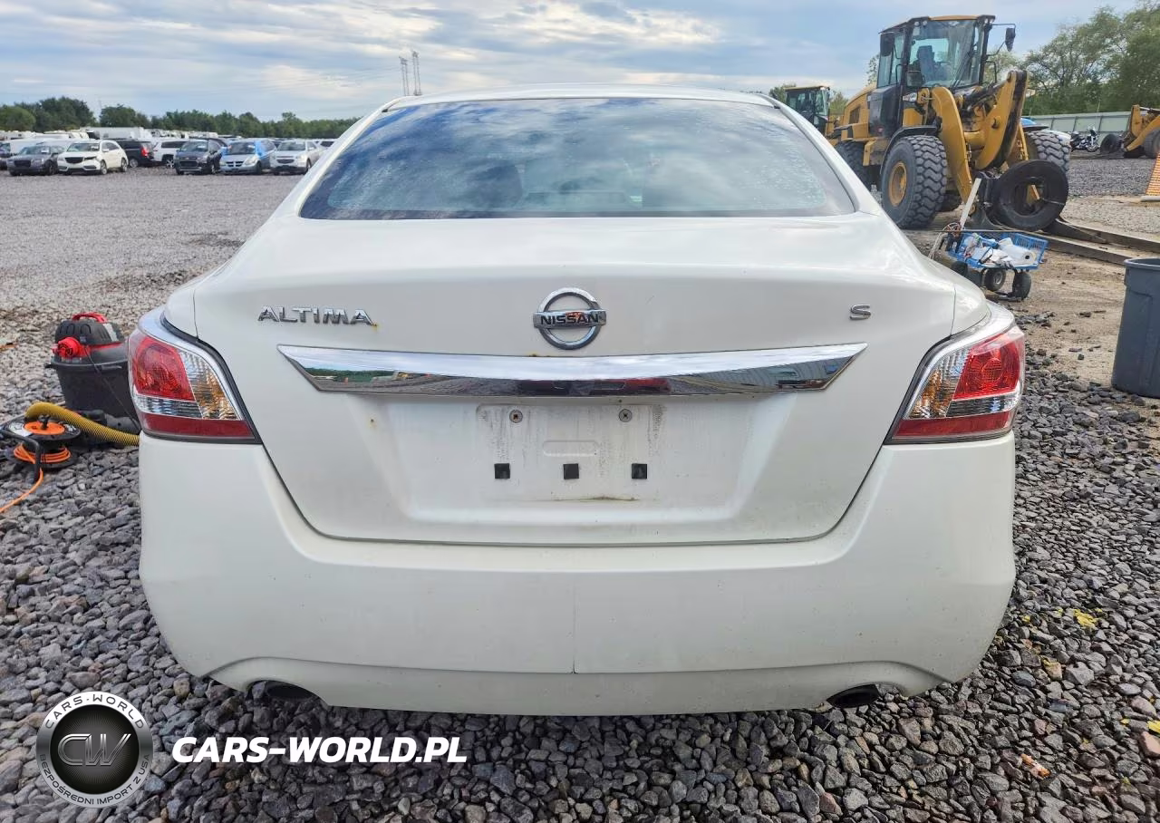 2015 Nissan Altima 2.5 S VIN:1N4AL3APXFC579701 - 6
