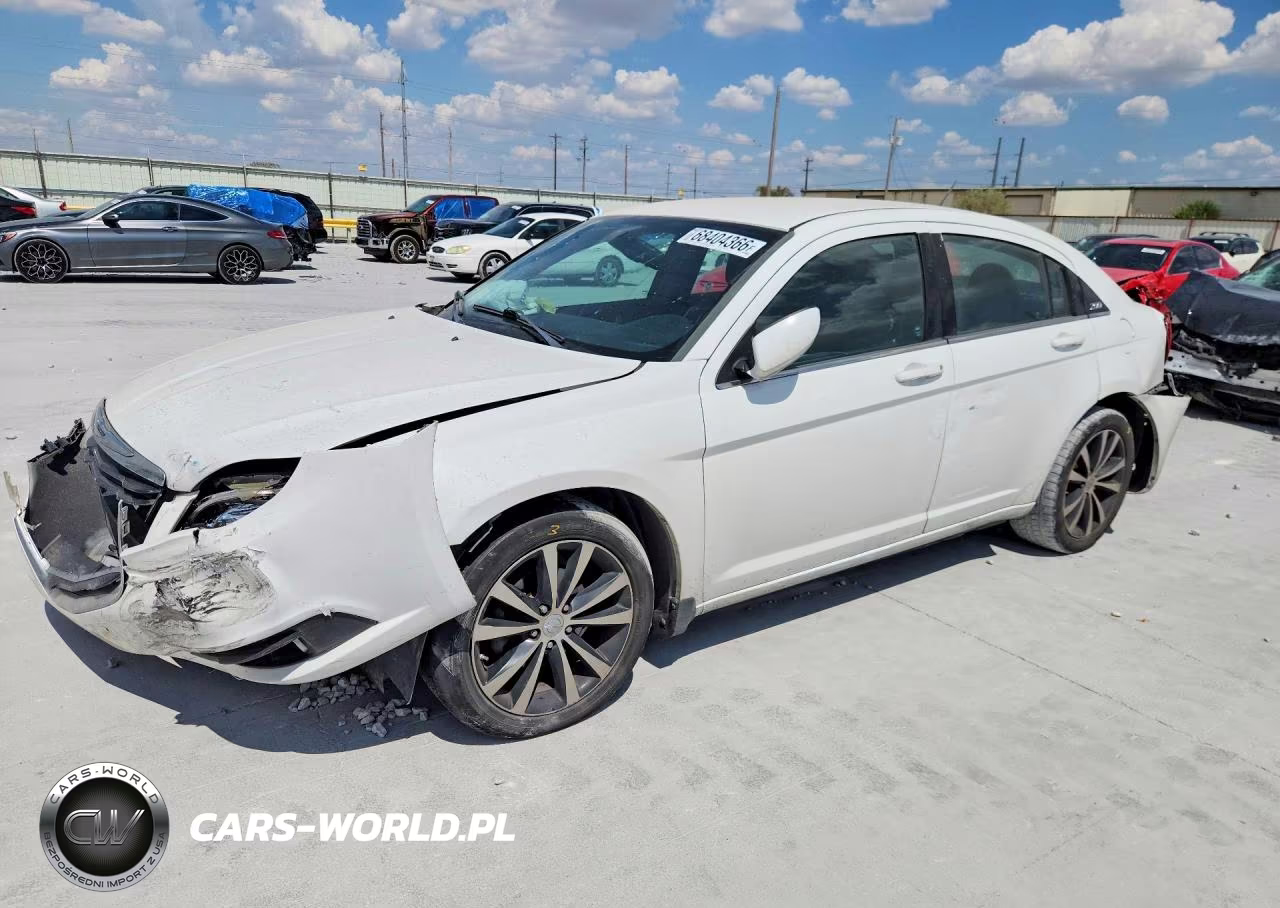 2013 Chrysler 200 Touring VIN:1C3CCBBG2DN744299 - 1