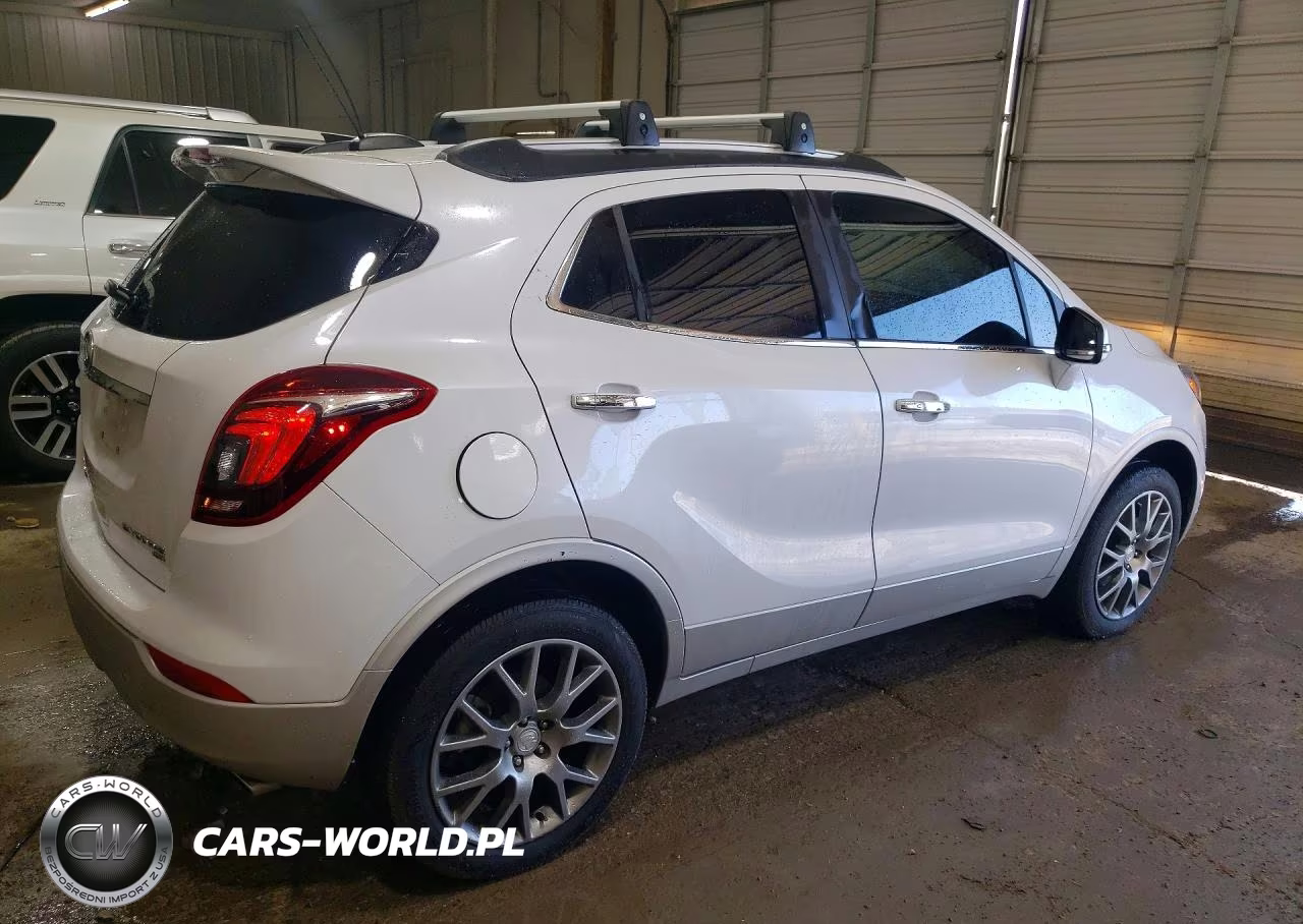 2018 Buick Encore Sport Touring VIN:KL4CJ2SB6JB656854 - 3
