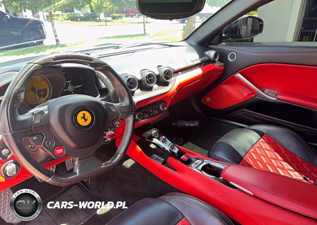 2015 Ferrari F12 Berlinetta VIN:ZFF74UFAXF0211808 - 9