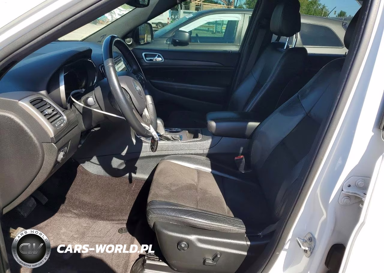 2019 Jeep Grand Cherokee Laredo VIN:1C4RJFAG0KC546687 - 7