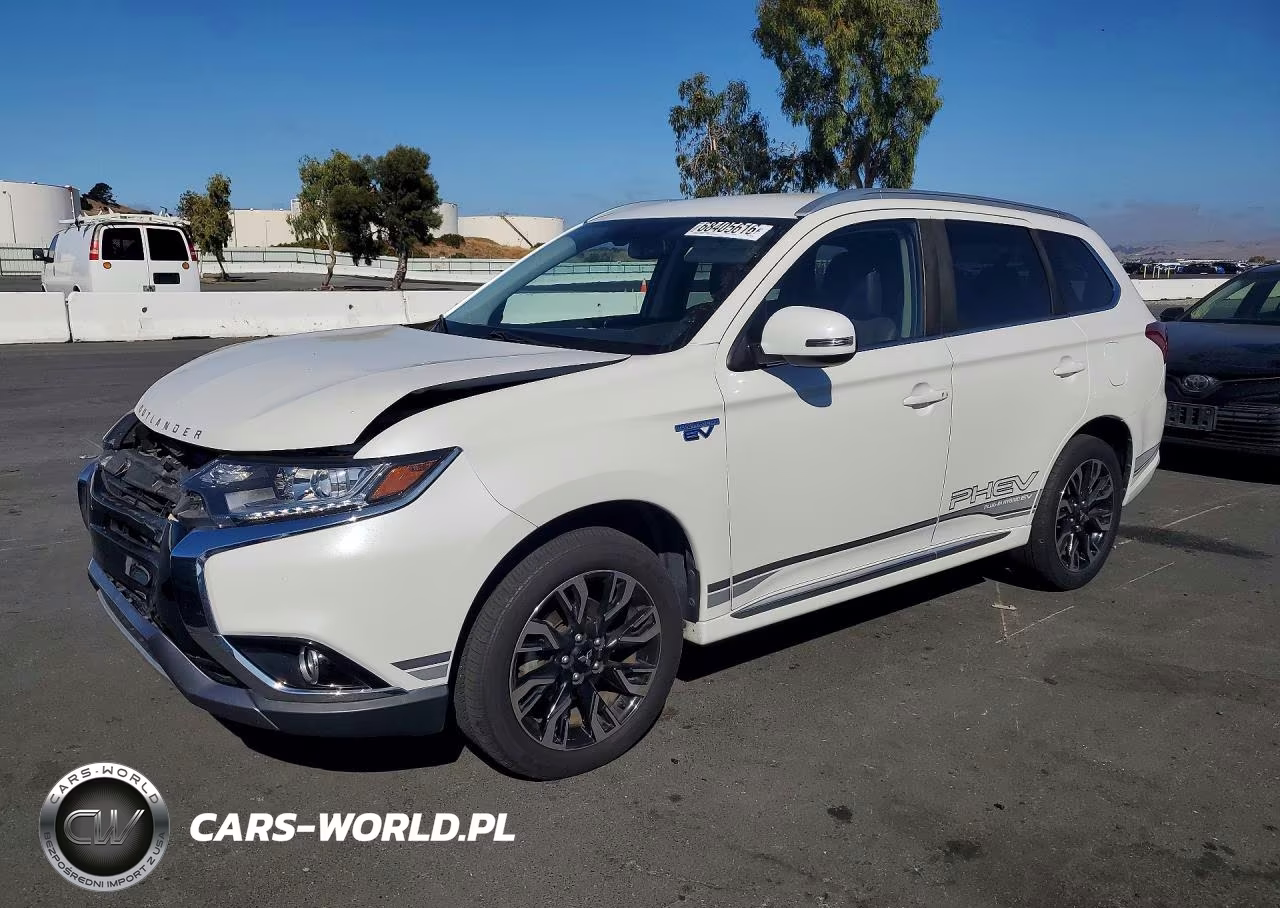 2018 Mitsubishi Outlander Se – zdjęcie 1 z 13