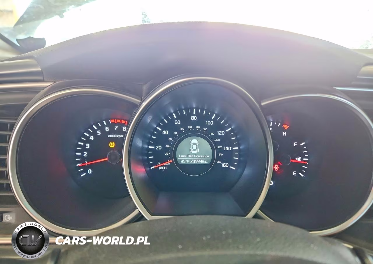 2014 Kia Optima Lx VIN:5XXGM4A71EG313991 - 9