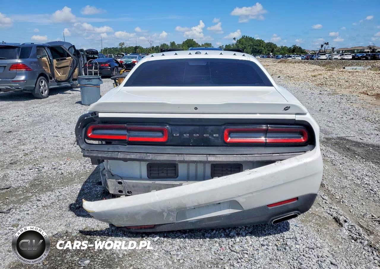 2019 Dodge Challenger Sxt VIN:2C3CDZGG6KH709057 - 6