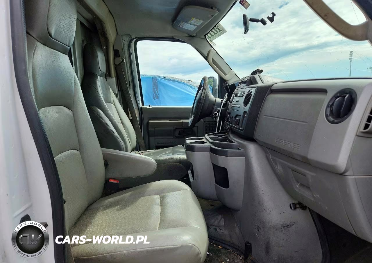 2018 Ford Econoline E350 Super Duty Cutaway Van VIN:1FDWE3F63JDC09201 - 11