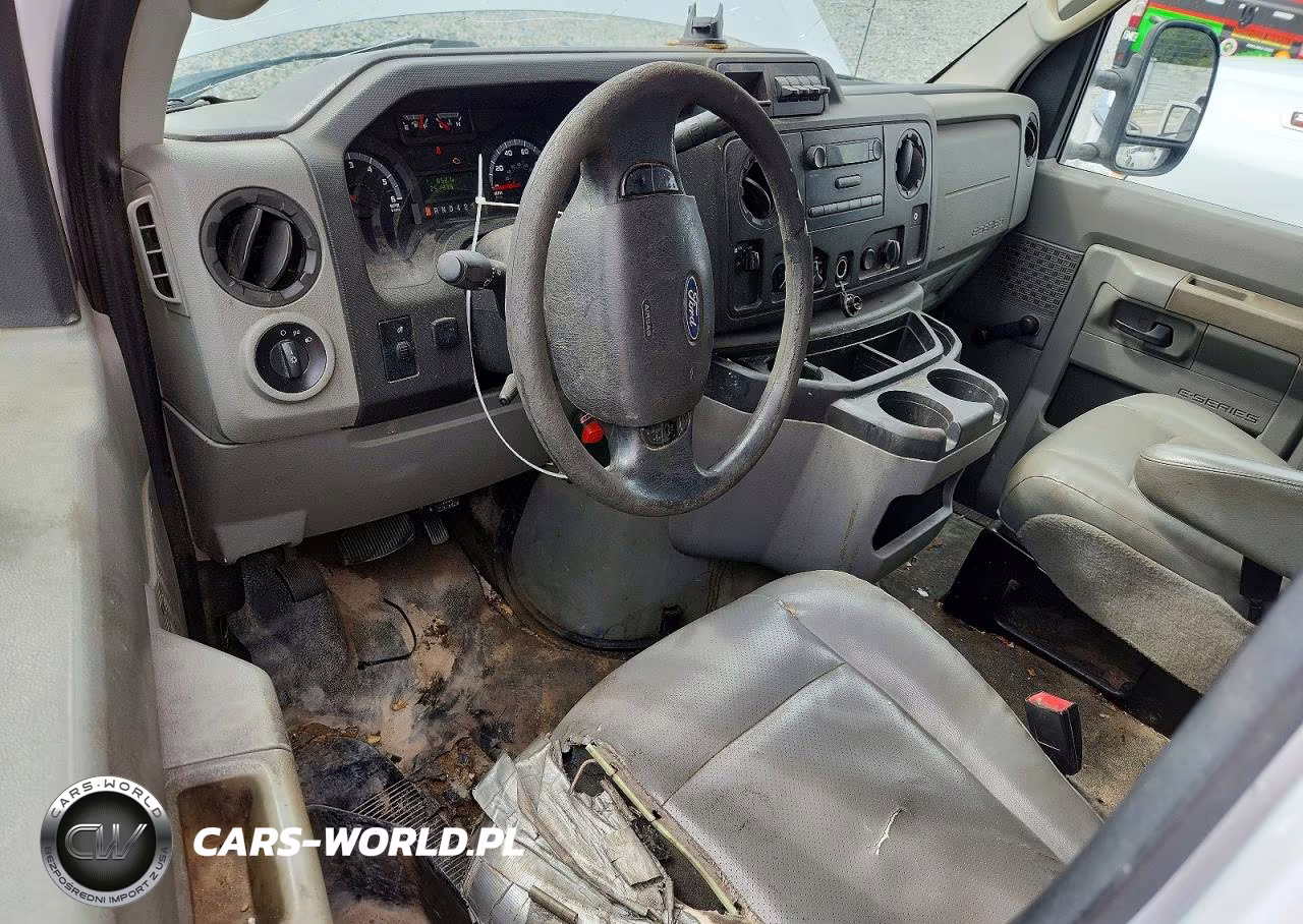 2018 Ford Econoline E350 Super Duty Cutaway Van VIN:1FDWE3F63JDC09201 - 8
