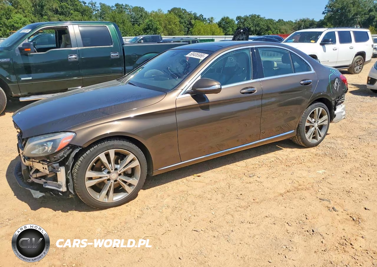 2015 Mercedes-Benz C 300 4Matic VIN:55SWF4KB4FU040721 - 1