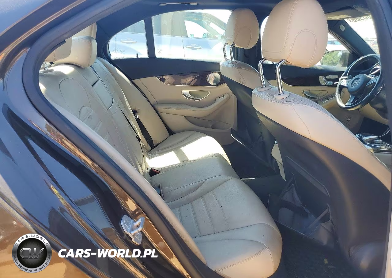 2015 Mercedes-Benz C 300 4Matic VIN:55SWF4KB4FU040721 - 10