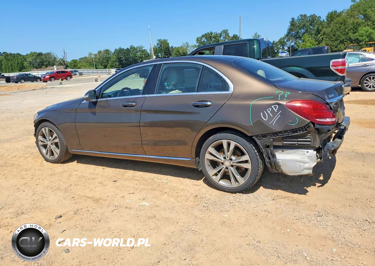 2015 Mercedes-Benz C 300 4Matic VIN:55SWF4KB4FU040721 - 2