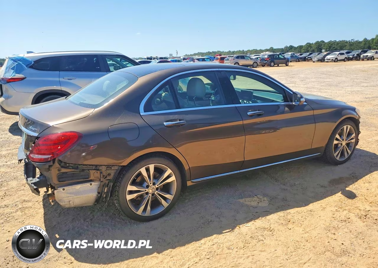 2015 Mercedes-Benz C 300 4Matic VIN:55SWF4KB4FU040721 - 3