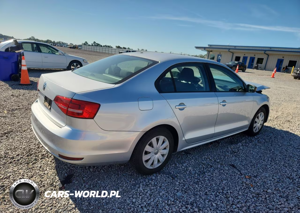2015 Volkswagen Jetta Base VIN:3VW2K7AJ1FM313225 - 3