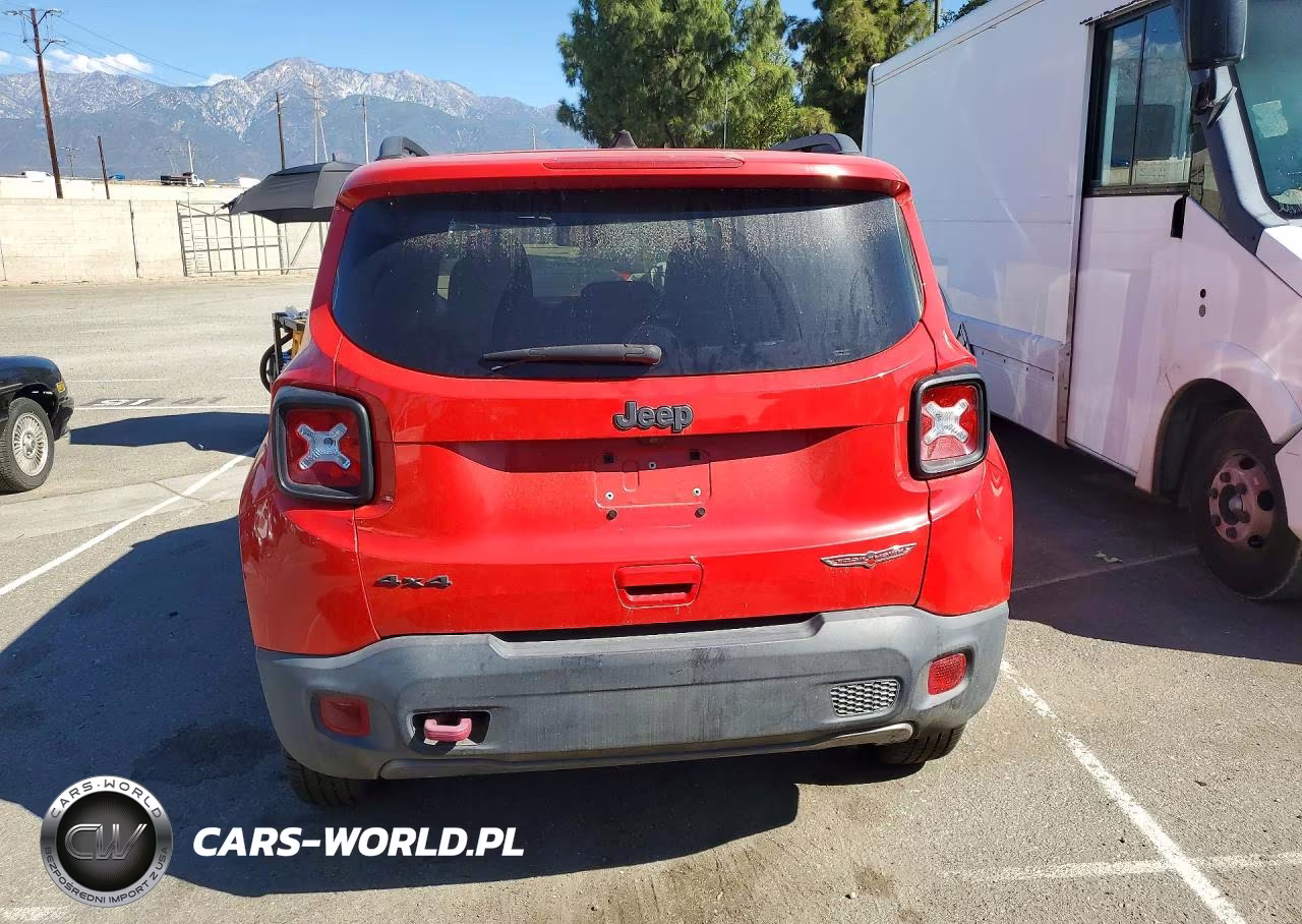 2019 Jeep Renegade Trailhawk 4X4 VIN:ZACNJBC12KPK57948 - 6