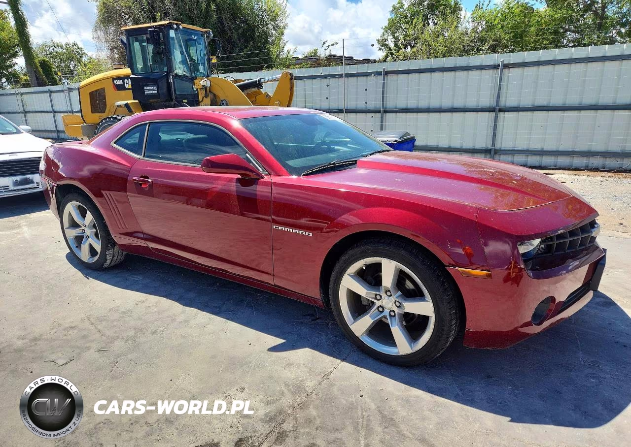 2011 Chevrolet Camaro Lt VIN:2G1FC1ED3B9108424 - 4
