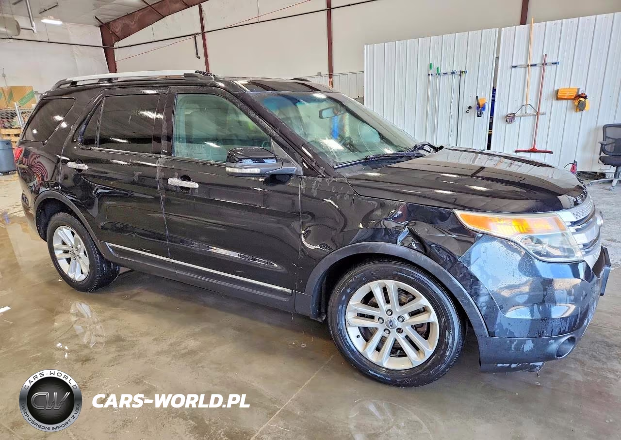 2011 Ford Explorer Xlt VIN:1FMHK8D80BGA52293 - 4