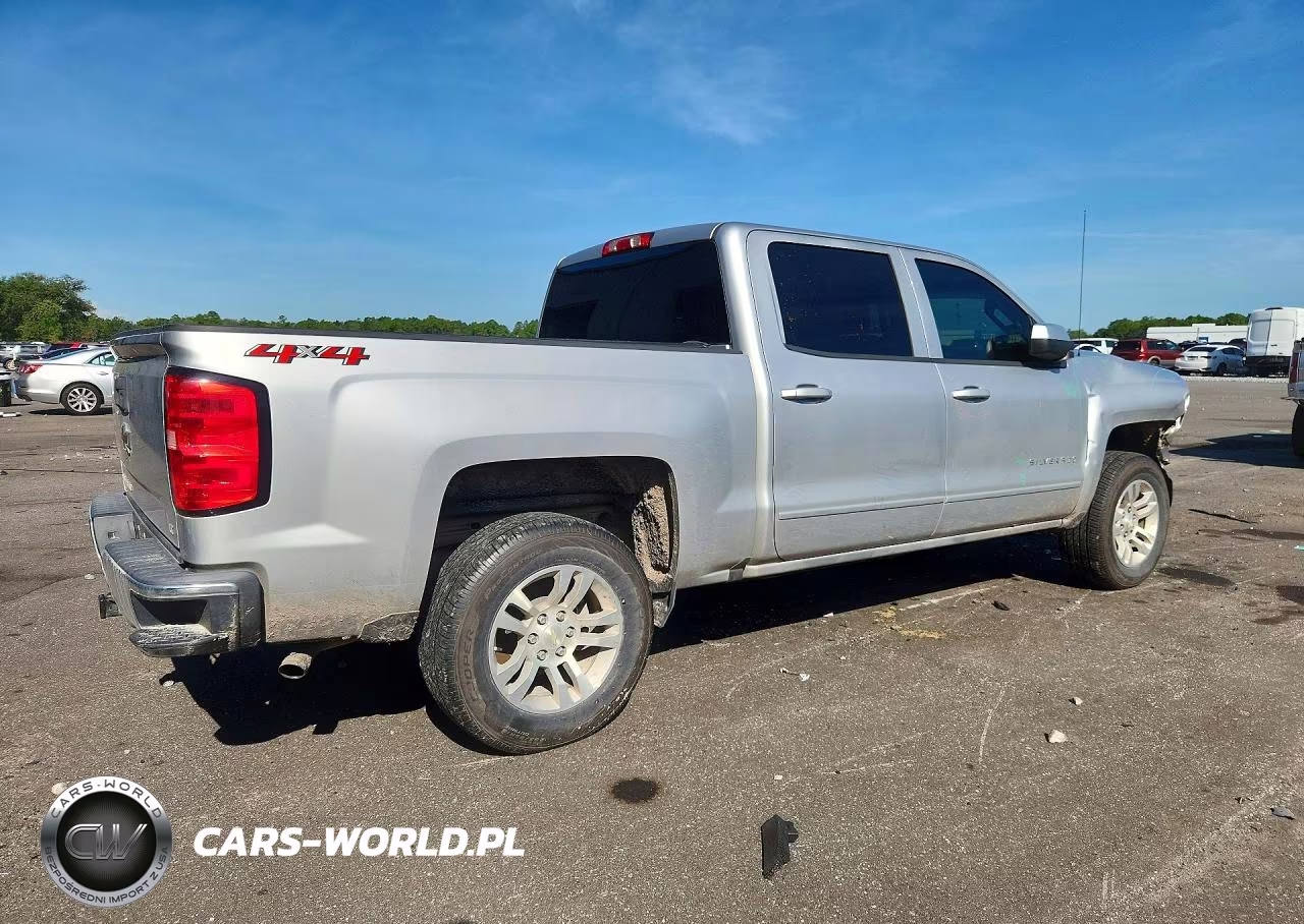 2018 Chevrolet Silverado K1500 Lt VIN:3GCUKREC7JG222079 - 3
