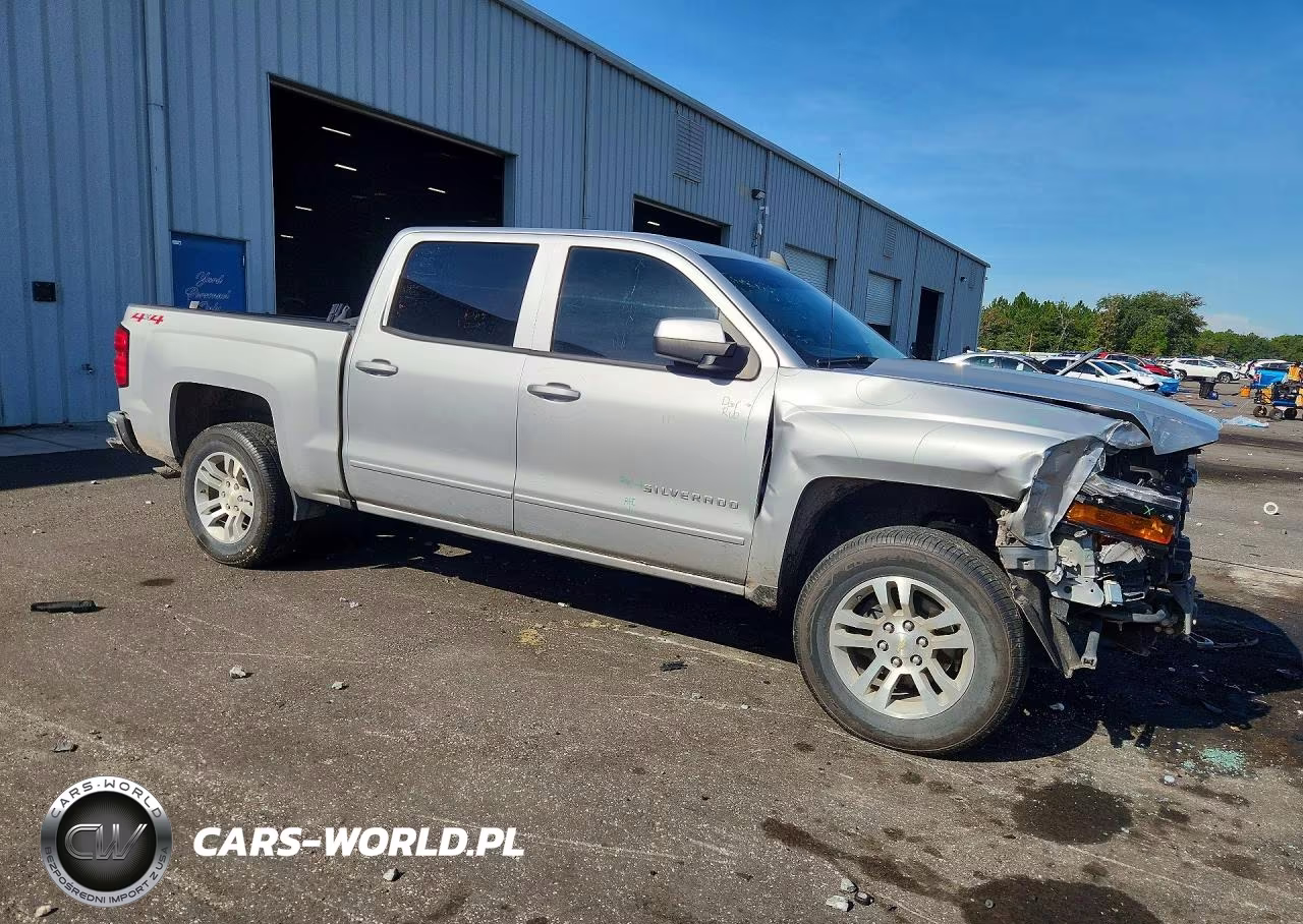 2018 Chevrolet Silverado K1500 Lt VIN:3GCUKREC7JG222079 - 4