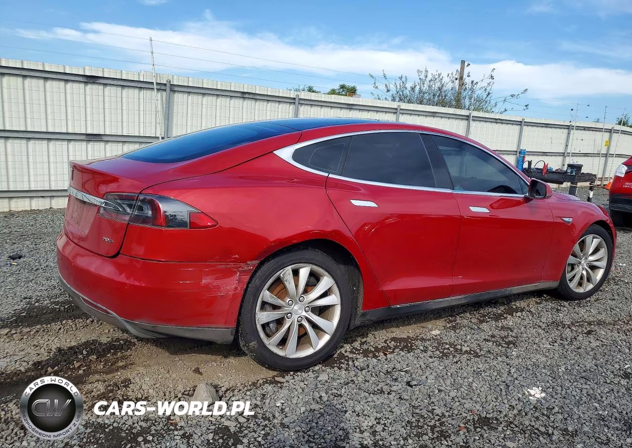 2015 Tesla Model S 70D VIN:5YJSA1S24FF085977 - 3