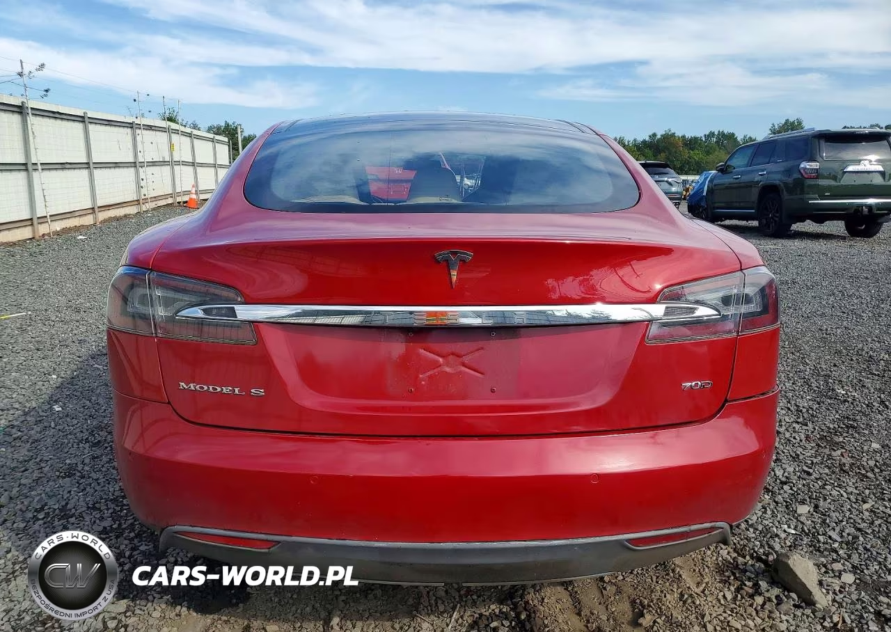 2015 Tesla Model S 70D VIN:5YJSA1S24FF085977 - 6