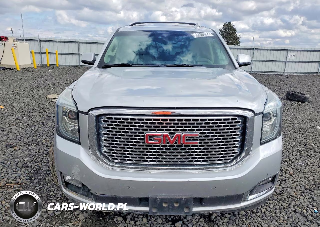 2015 GMC Yukon Denali VIN:1GKS2CKJ4FR563619 - 5