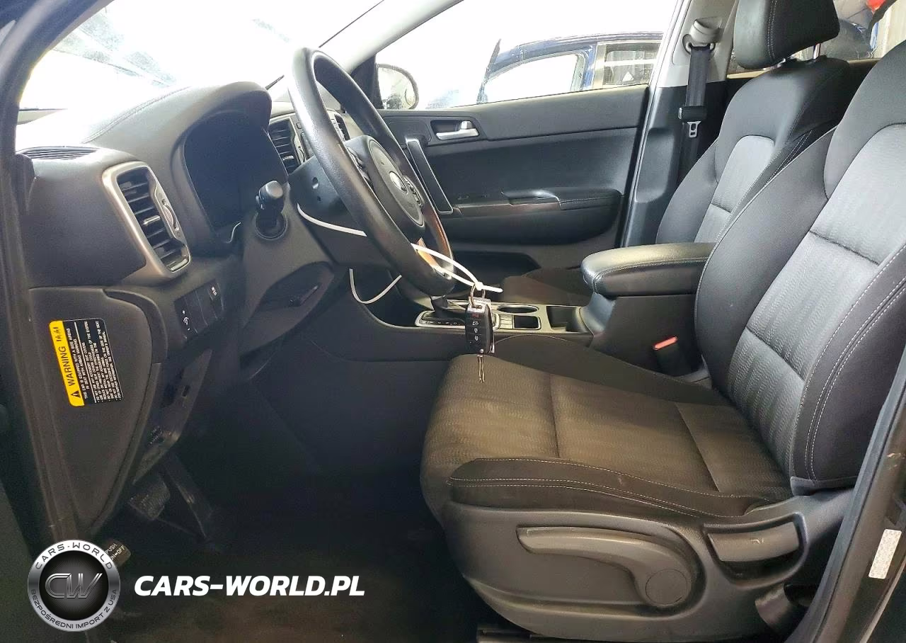 2017 Kia Sportage Lx VIN:KNDPMCACXH7218009 - 7