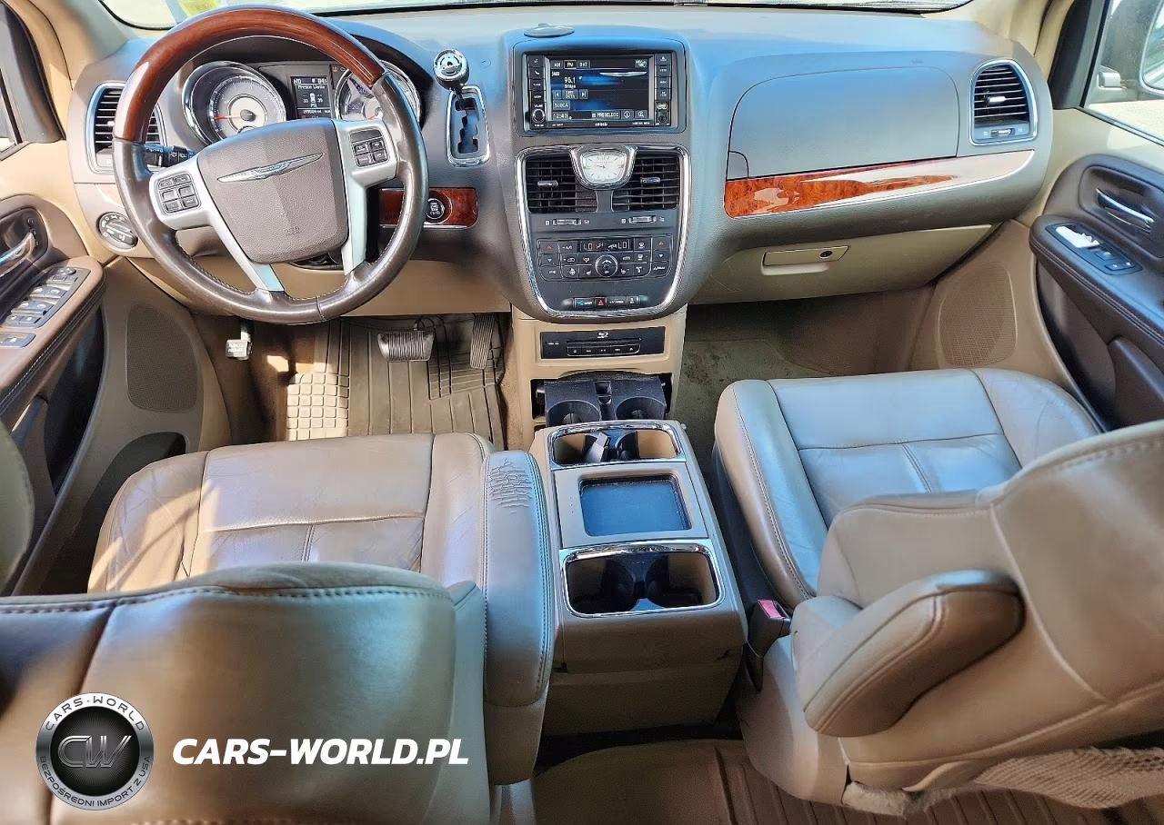 2015 Chrysler Town & Country Limited Platinum VIN:2C4RC1GG1FR728898 - 8