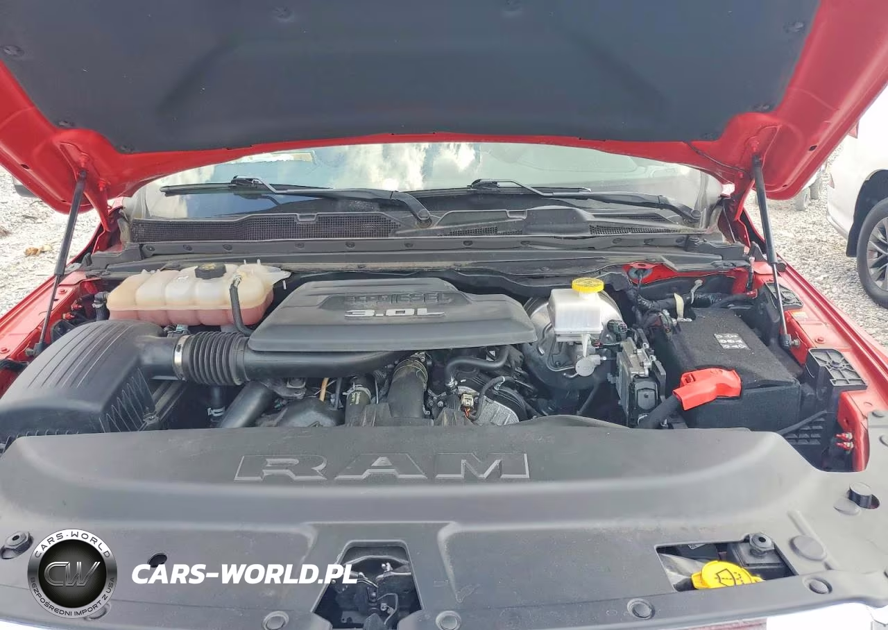 2022 Ram 1500 Laramie VIN:1C6RREJM4NN346789 - 11