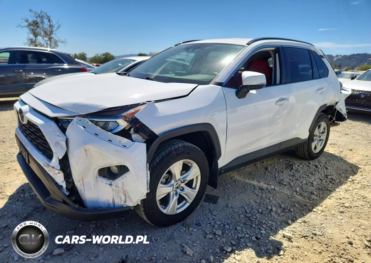 2021 Toyota Rav4 Xle – zdjęcie 1 z 13