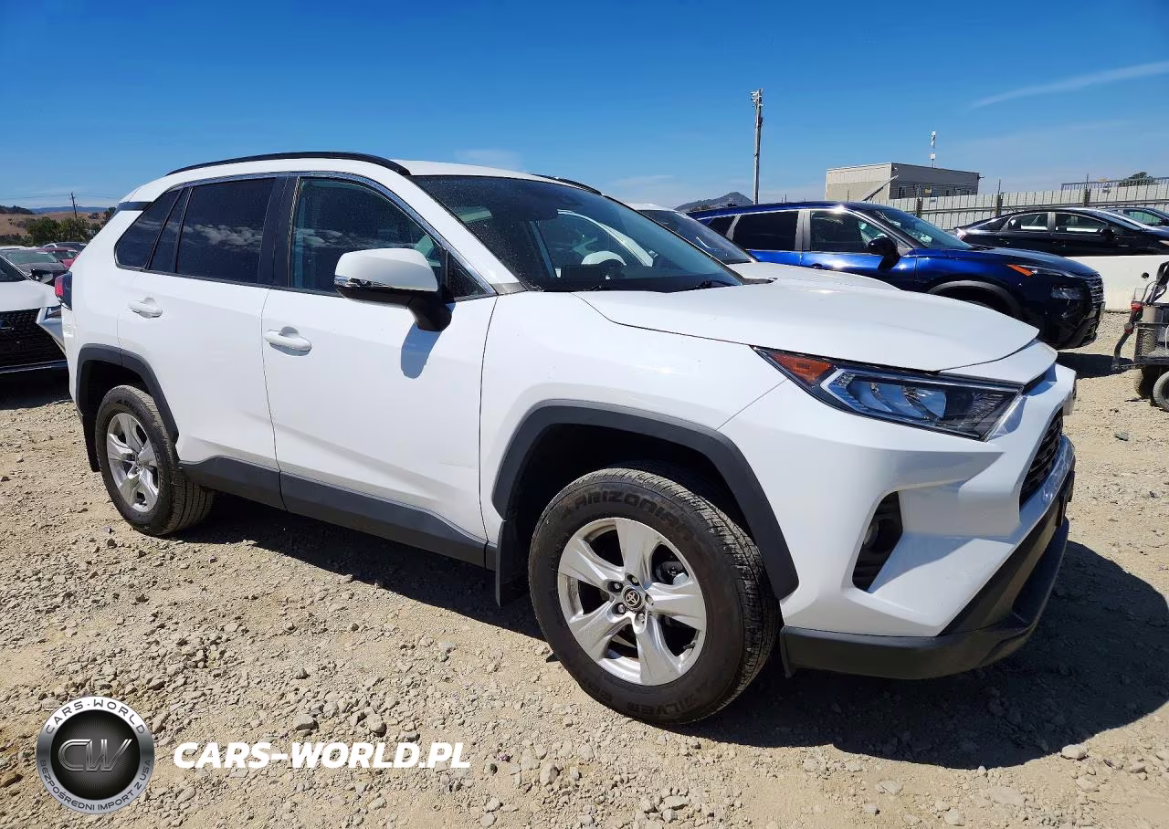 2021 Toyota Rav4 Xle VIN:2T3P1RFV3MC203860 - 4