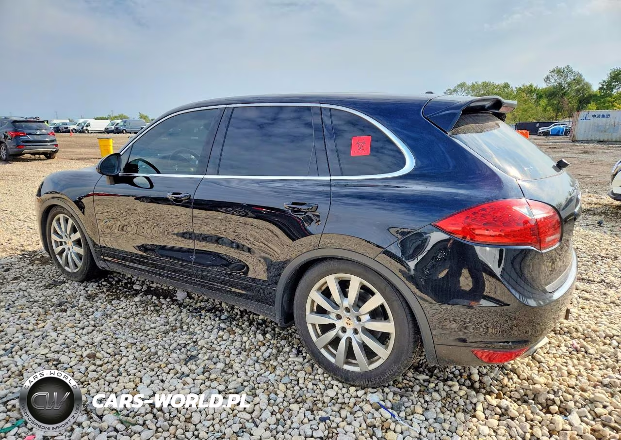 2013 Porsche Cayenne S VIN:WP1AB2A24DLA84112 - 2