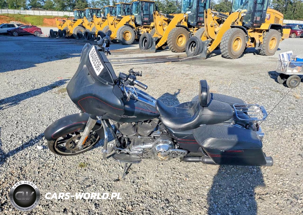 2014 Harley-Davidson Flhxs Street Glide Special VIN:1HD1KRM1XEB708014 - 3