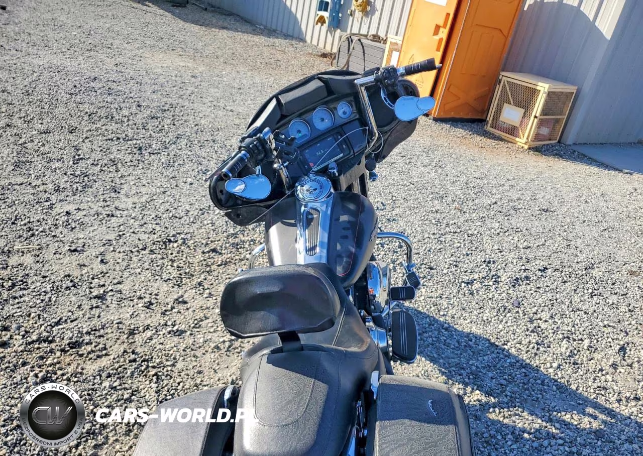 2014 Harley-Davidson Flhxs Street Glide Special VIN:1HD1KRM1XEB708014 - 6